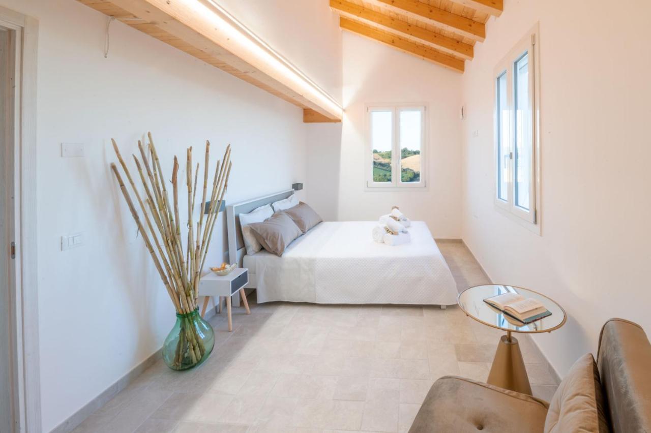 Casal Del Sole - La Ginestra Apartment Montefelcino Luaran gambar