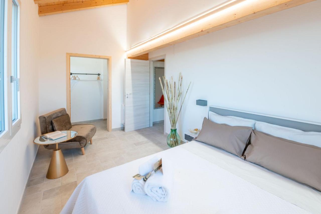 Casal Del Sole - La Ginestra Apartment Montefelcino Luaran gambar