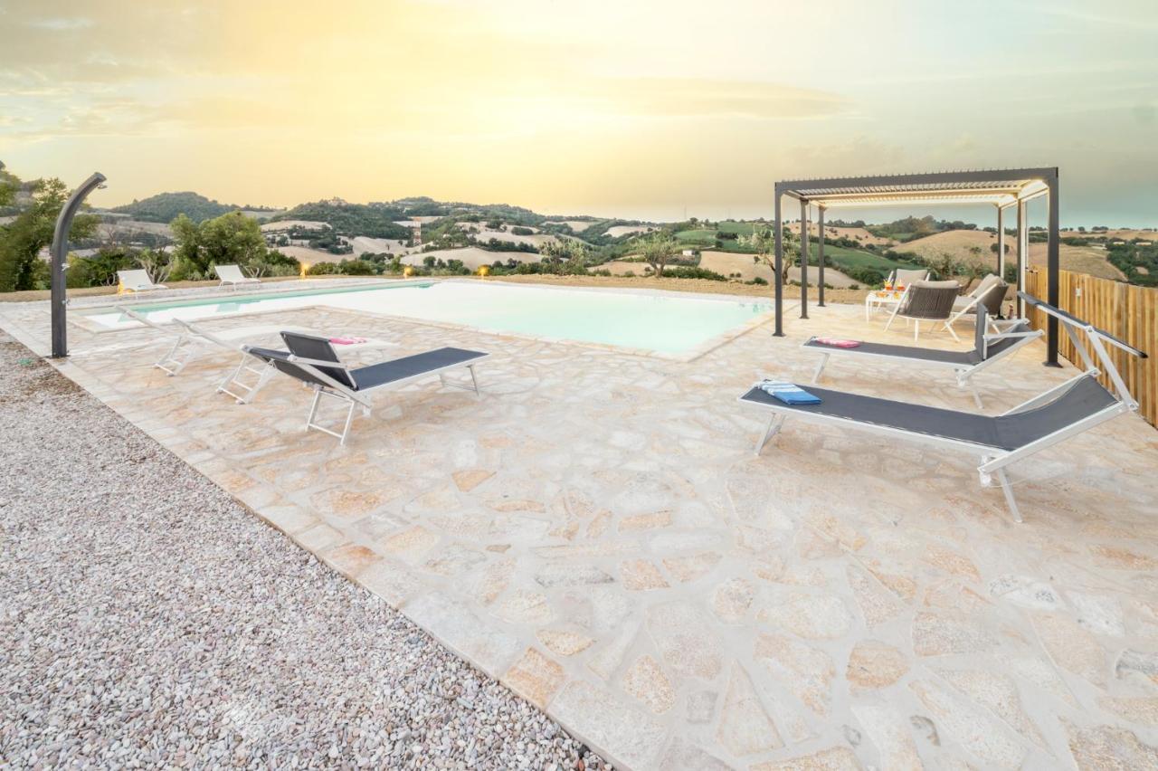 Casal Del Sole - La Ginestra Apartment Montefelcino Luaran gambar